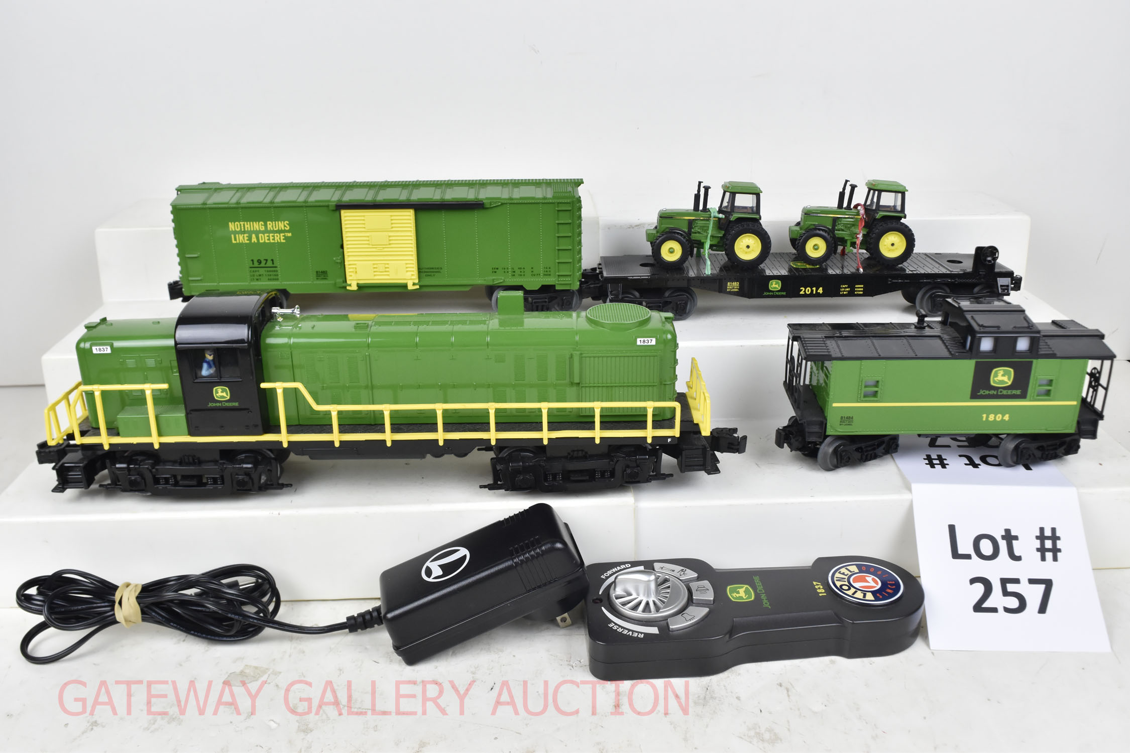 O-scale train accessories: Lionel, Rail King